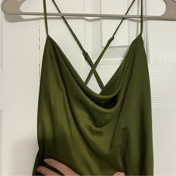 ASTR The Label Gaia Green Midi Dress - Picture 3 of 10